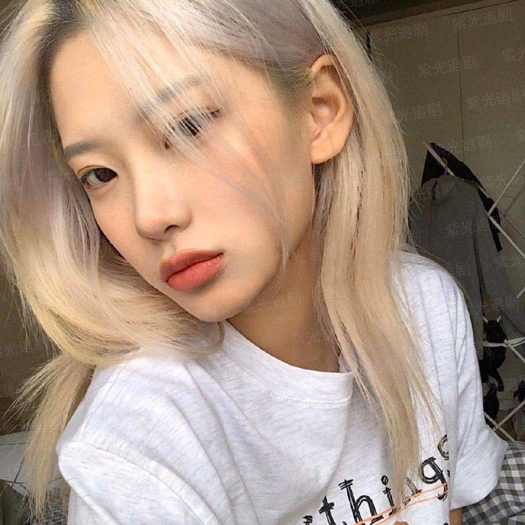 Kiss萝莉萌主